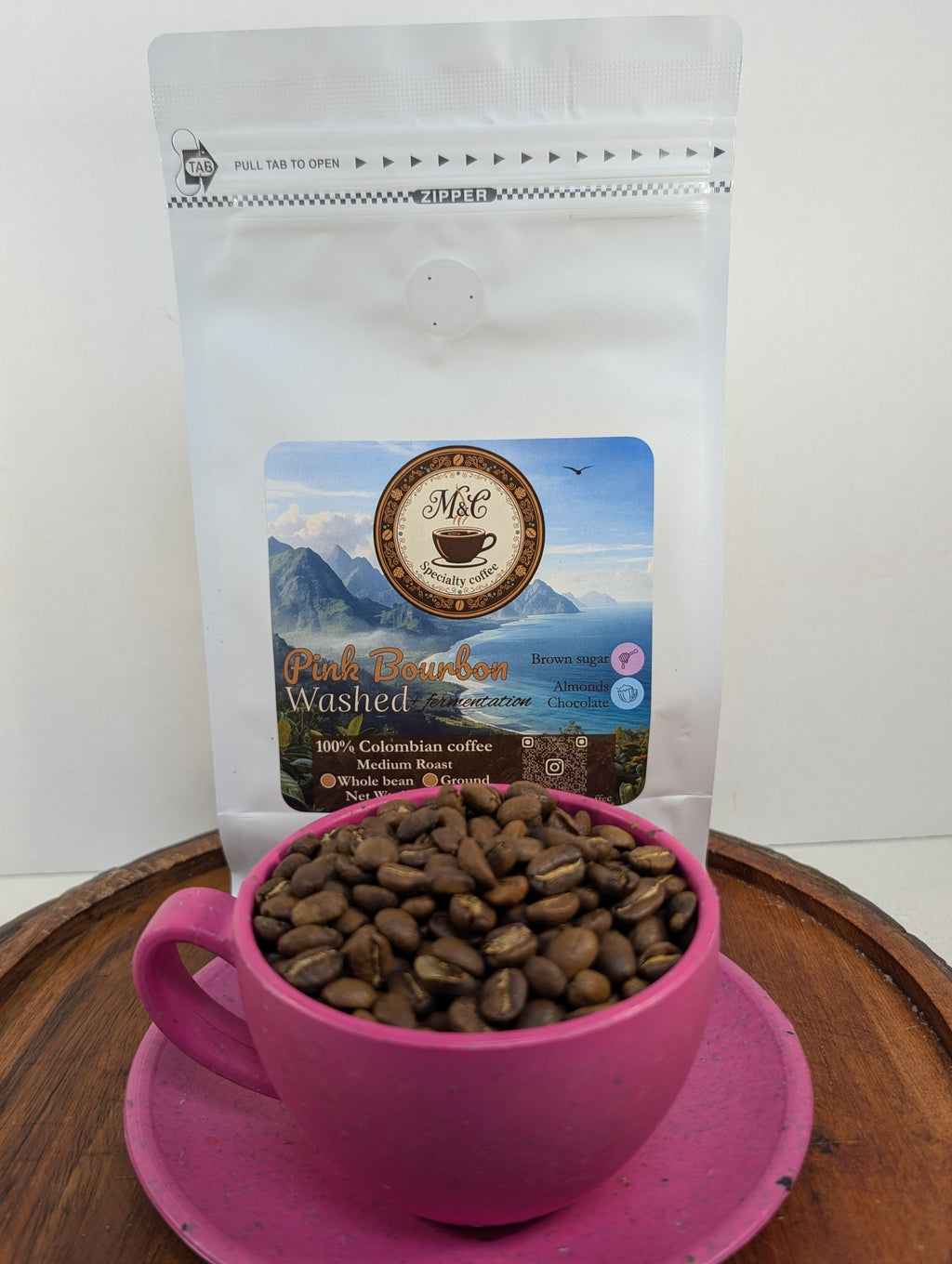 100% Colombian coffee | Pink Bourbon - washed + fermentation process | Whole bean | 12oz